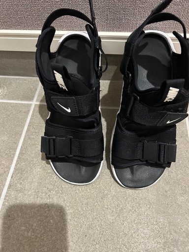 美品NIKEサンダル24センチ