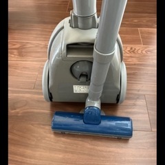 紙パック式　掃除機の画像