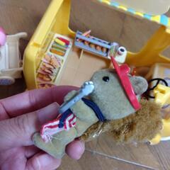●シルバニアファミリー　できたてホットドッグワゴンとポップコーンワゴン　連結できるおもちゃ●　の画像
