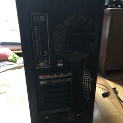 level∞ ゲーミングPC 本体と電源ケーブルのみの画像
