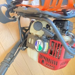 ゼノア背負式草刈り機の画像