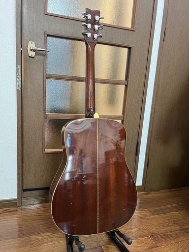 ヴィンテージYAMAHA,　FG151アコギ あの赤ラベルのYAMAHA FG151アコースティックギター : おっさん