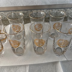 一口ビールグラス13個の画像