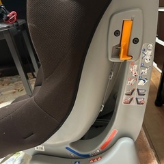 ネディ　チャイルドシートの画像