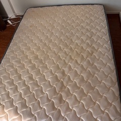 【再出品】ダブルベッド&ベッドマットの画像