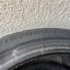 タイヤ2本の画像