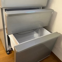 冷蔵庫の画像