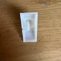 ミューズ石鹸と詰め替え用漏斗の画像