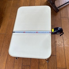 ミニテーブルの画像