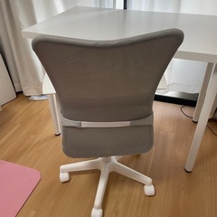 デスク&チェアセットの画像