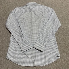 メンズMワイシャツ、白青チェック柄の画像