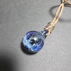 宇宙ガラス ペンダント ハンドメイド ネックレス 宇宙玉 宇宙の画像