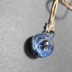 宇宙ガラス ペンダント ハンドメイド ネックレス 宇宙玉 宇宙の画像