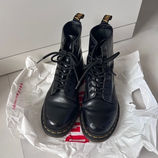 Dr.Martens 8ホール