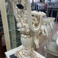 ジモティー割引🏷️【ジャングルジャングル岸和田和泉インター店】マガジンラック 天使 アンティーク風 和泉市 堺市 岸和田市 泉大津市 高石市 泉北郡熊取町の画像