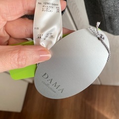 新品！DAMA テーラードジャケットの画像