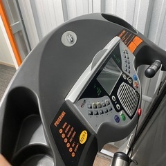 Johnson horizon トレッドミル Ti-22  ランニングマシンの画像