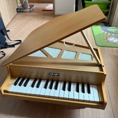 カワイミニピアノの画像