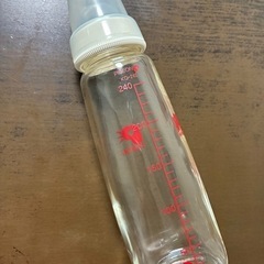 ピジョン　哺乳瓶の画像