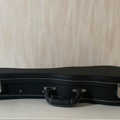 ウクレレ　ハードケース付き　の画像