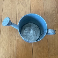 ブリキ　植木鉢　プランター　ジョーロの画像