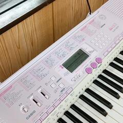 0727-196 電子キーボード　CASIO　スタンド、カバー付きの画像