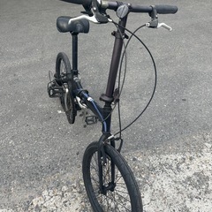 折り畳み式自転車の画像