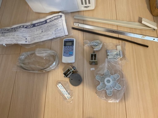 コロナ窓用エアコン　CW-FA1621 値下げしました 