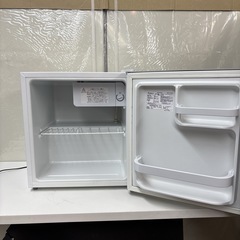 I440 🌈 Abitelax 冷蔵庫（46L 右開き） ⭐ 動作確認済 ⭐ クリーニング済の画像