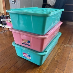 衣装ケースの画像