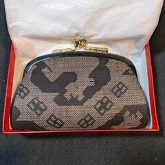 【決まりました】伝統工芸品　博多織小物入れ　大島紬がま口財布の画像