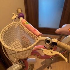 （取引中
）子ども　自転車　ピンク　補助輪付きの画像