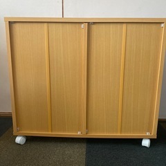 押入れ収納　本棚　キャスター付きの画像