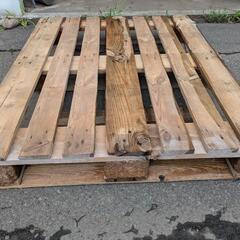 ①木製パレットの画像
