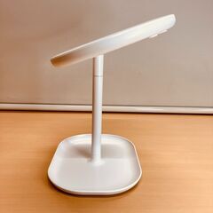 充電式LEDライト付き卓上ミラー・女優ミラー（直径20cm）の画像