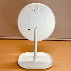 充電式LEDライト付き卓上ミラー・女優ミラー（直径20cm）の画像