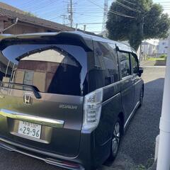 ホンダステップワゴンスパーダの画像