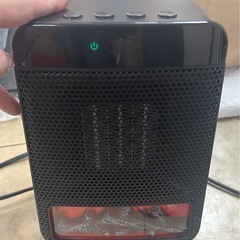 良品　ファンヒーター セラミックヒーター 2秒速暖 1200W ヒーター 足元 オフィス 暖房器具 セラミックファンヒーター 風量2段階 LCD表示 の画像