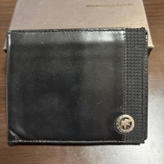 未使用ハンティングワールド財布の画像