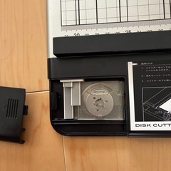 CARL ディスクカッター DC-210N A4対応 替刃式 ペーパーカッター の画像