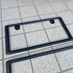 カーボン調ナンバーフレームの画像