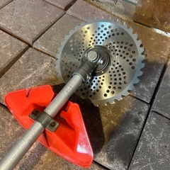 実働中古/整備済農機具【タナカ　エンジン草刈機　パワーメイト CB-2011H 混合燃料 】草刈刃新品。引き取り希望🙇‍♂️の画像