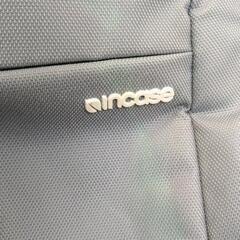 0727-348 incase リュックの画像