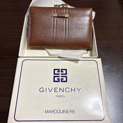ジバンシー小銭入れの画像