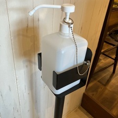 消毒用スタンド 消毒液ポンプスタンド  アルコール除菌スタンド アルコールディスペンサースタンド スプレーボトル台 非接触  感染予防 アフター 対策 噴霧器 アルコール消毒  の画像
