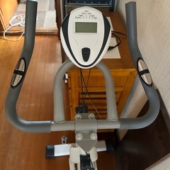 QLEE FITNESS スピンバイク XD-01﻿の画像