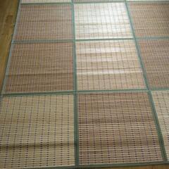 商談中　竹製ラグカーペットの画像