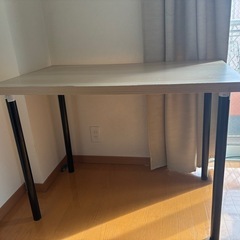 デスクの画像
