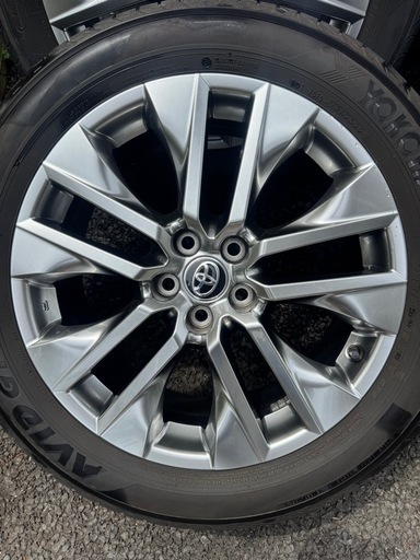 TOYOTA RAV4 G Z パッケージ 純正 19×7.5j +40 114.3 5穴 4本 235/55r19 YOKOHAMA AVID GT 19年 タイヤ アルミホイール