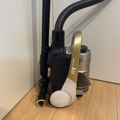 SHARP コードレス掃除機の画像